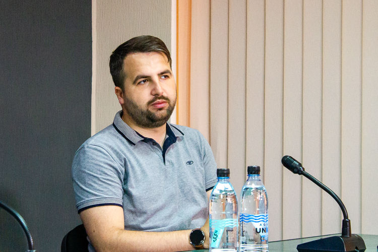 Вице-директор Института европейских политик и реформ Михай Могылдя.