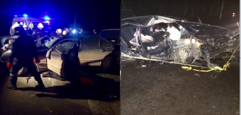 Un microbus şi un automobil s-au ciocnit puternic în apropiere de localitatea Condriţa. Foto:  today.md