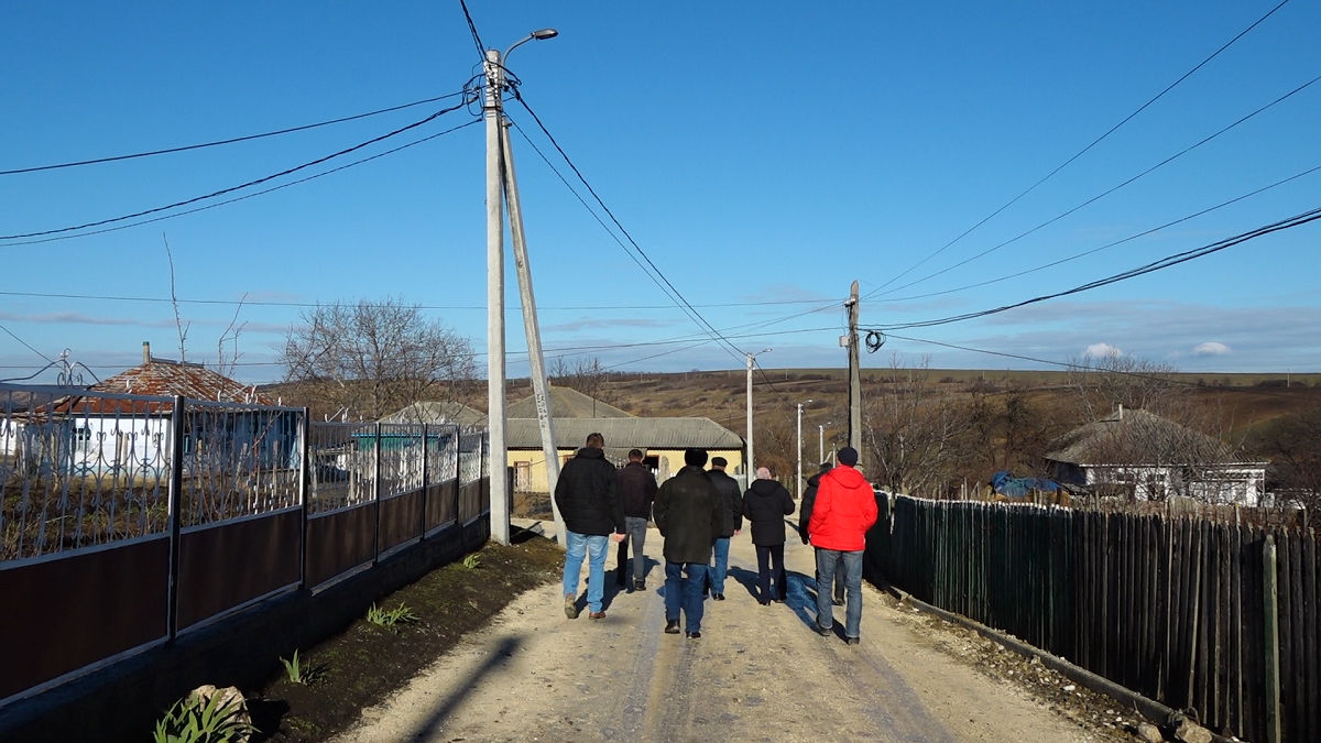 В родном селе Майи Санду расширили систему уличного освещения.