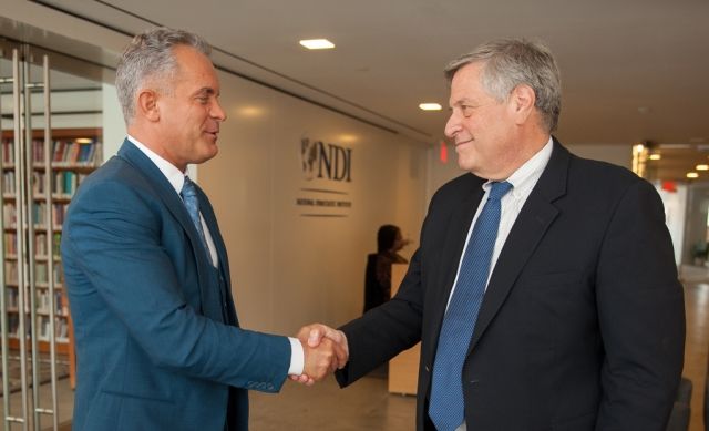 Plahotniuc la întâlnirea cu preşedintele NDI: Rolul societății civile este vital pentru materializarea intențiilor bune pe care le are coaliţia de guvernare.