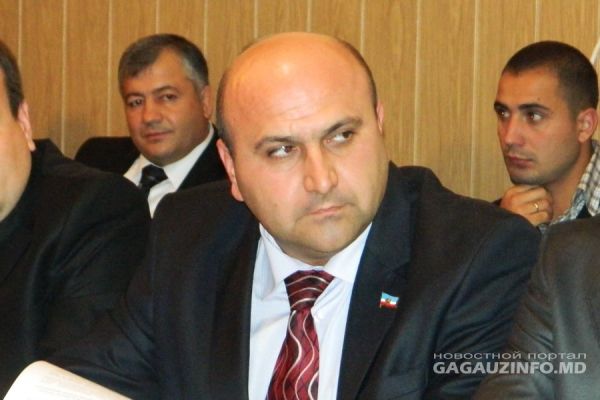 Примар Вулканешт нанял на работу водителем мужа своей сестры.