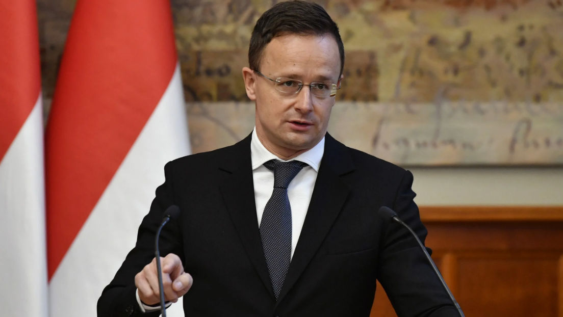 Șeful MAE al Ungariei a acuzat Polonia de comerț secret cu Rusia.