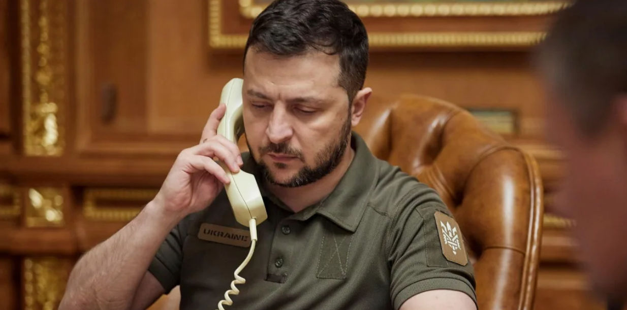 Трамп и Зеленский поговорили по телефону.