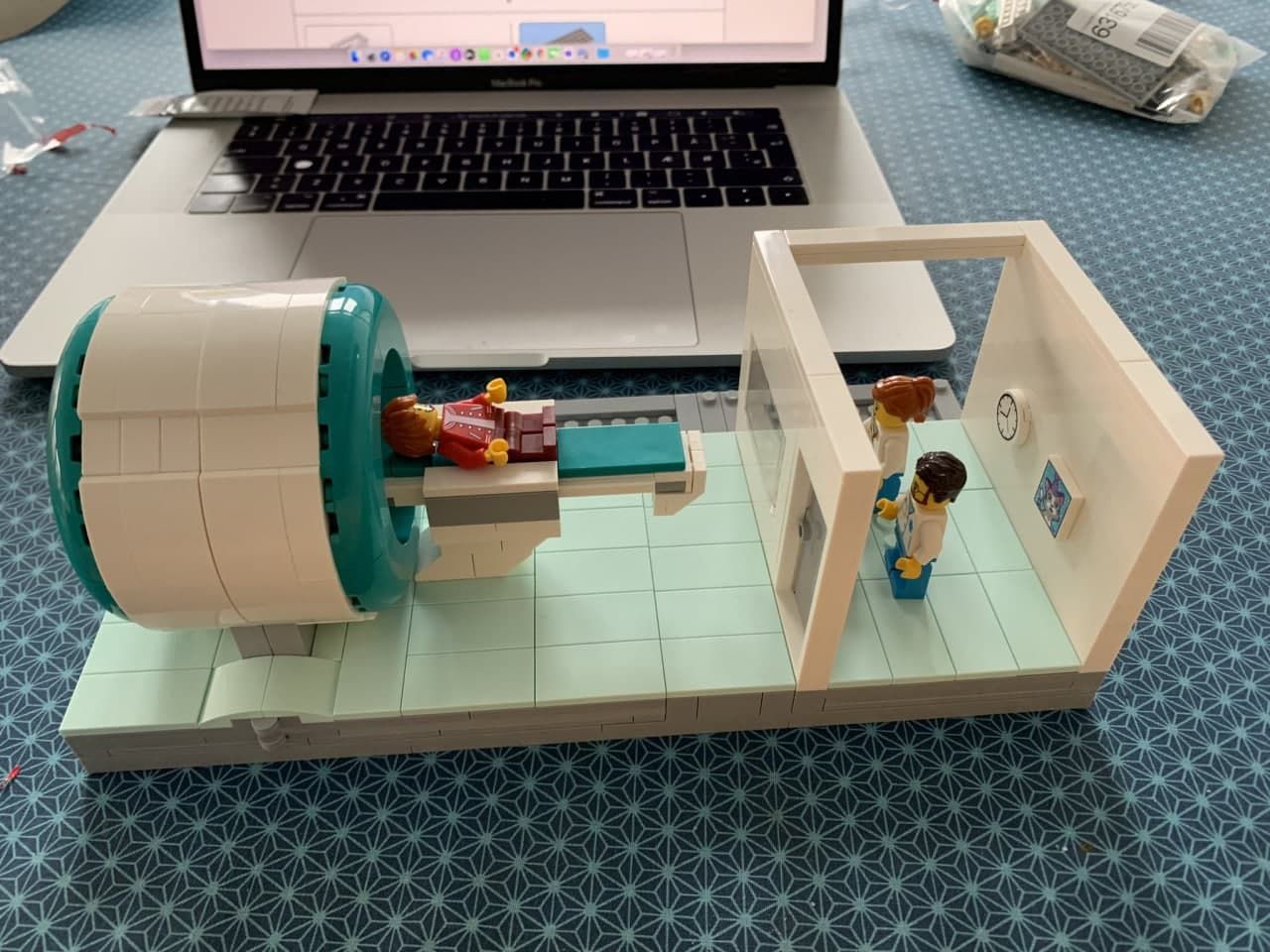 Lego выпустила конструктор в виде МРТ-сканера.