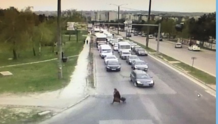 В столице на некоторых улицах образовались пробки.