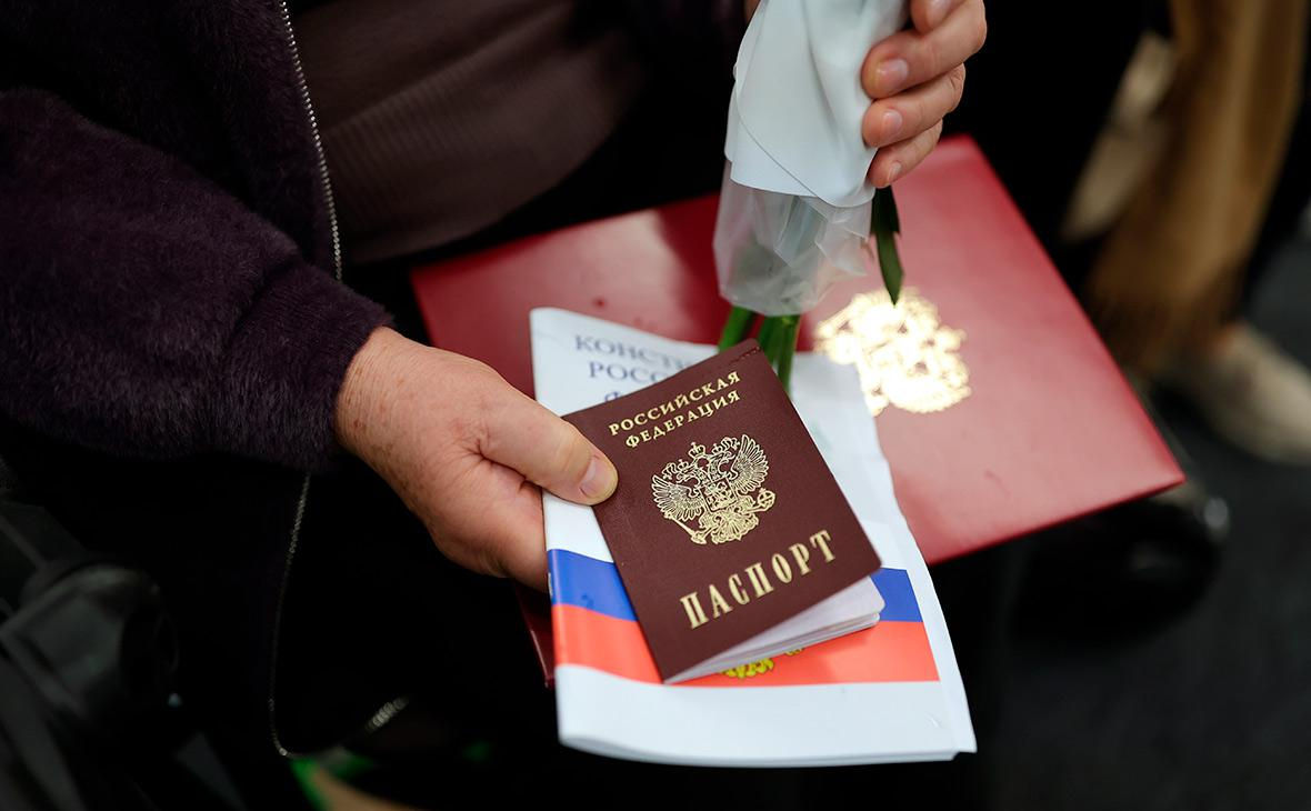 Иностранцам-контрактникам позволят получать гражданство России.