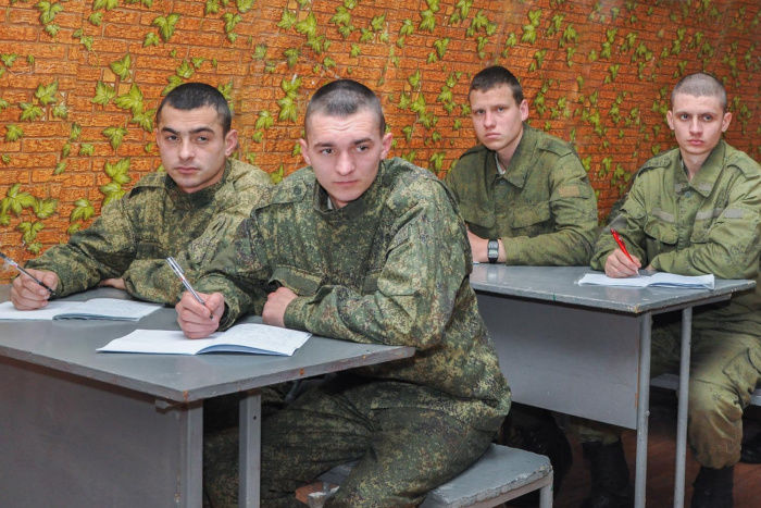 Новый учебный год начался в Вооруженных силах Приднестровья.