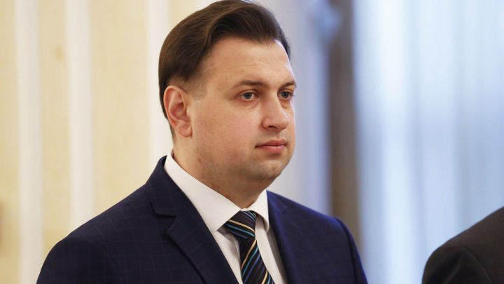 Раскрыто темное прошлое советника президента Максима Лебединского.