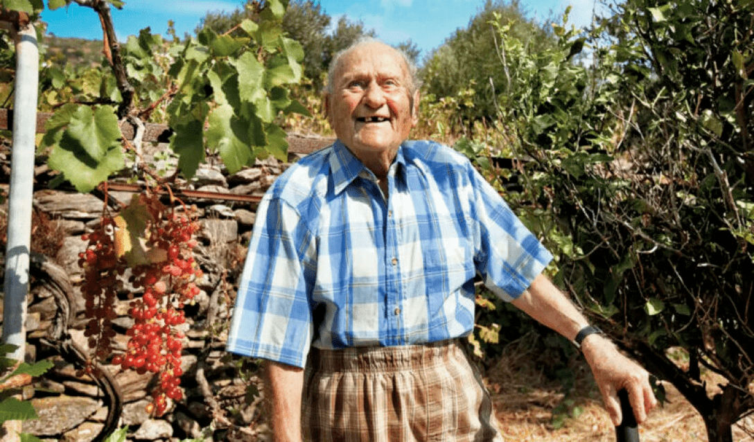 Врачи давали несколько месяцев: больной раком мужчина прожил 45 лет на "волшебном" острове.