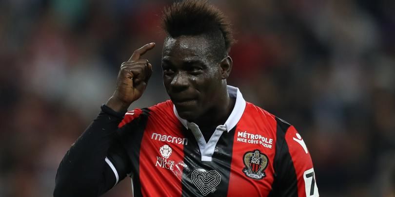 Criză de nervi a lui Balotelli pe tunelul de la vestiare. 