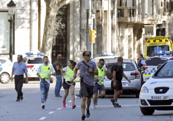 Atentat Barcelona: Facebook a activat o pagină specială. Mii de mesaje