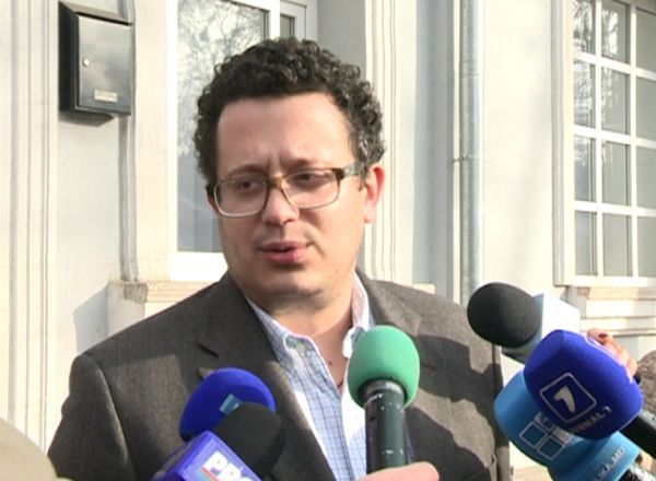 Deputații din fracțiunea PLDM au depus o garanție pentru schimbarea măsurii de arest a fostului premier Vlad Filat. Foto: inprofunzime.md
