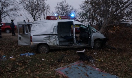 Poliţia investighează circumstanţele producerii accidentului. Conducătorul auto riscă să fie cercetat penal.