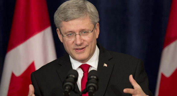 Premierul în exercițiu canadian Stephen Harper și-a prezentat demisia.