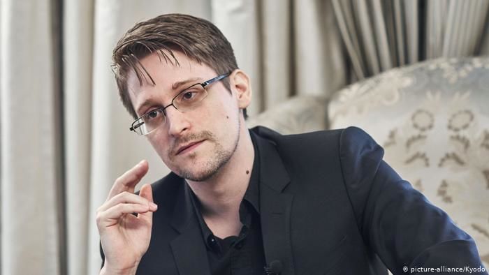 Суд в США счел незаконной раскрытую Сноуденом слежку американских спецслужб.