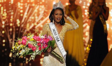 O tânără de culoare a fost aleasă Miss Statele Unite ale Americii 2016. Foto: usmagazine.com