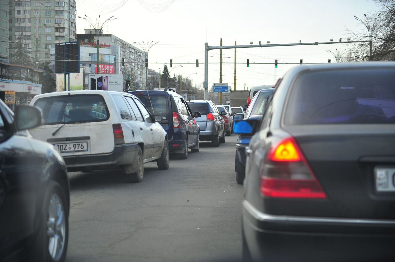 В Кишиневе вечером снова пробки.