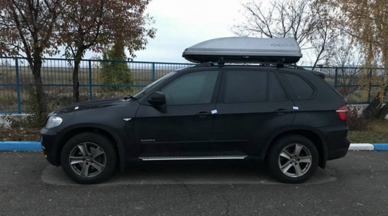 BMW X5 был задержан пограничной полицией.