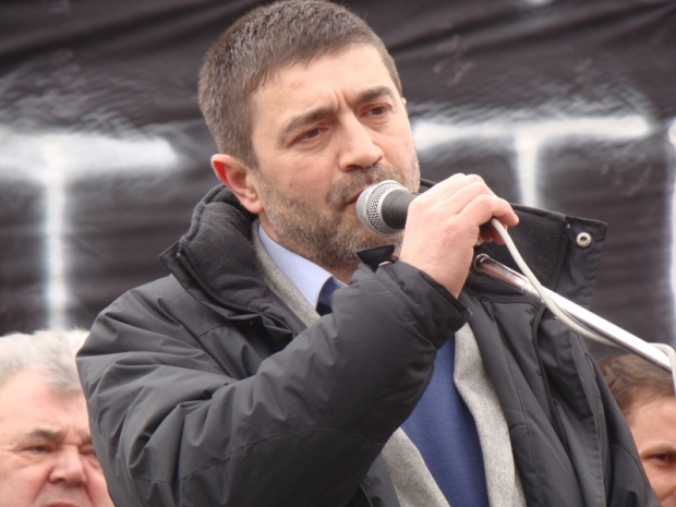 Iurie Roșca nu a răspuns la telefon pentru a comenta acuzațiile care i se aduc.