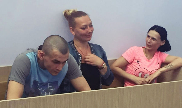 Мать и отец малышки получили 15 и 17 лет тюрьмы. 