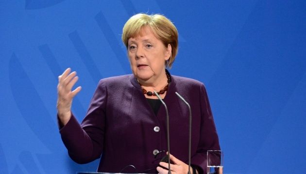 Здравоохранение Германии выдержало нагрузку при пандемии, заявила Меркель.