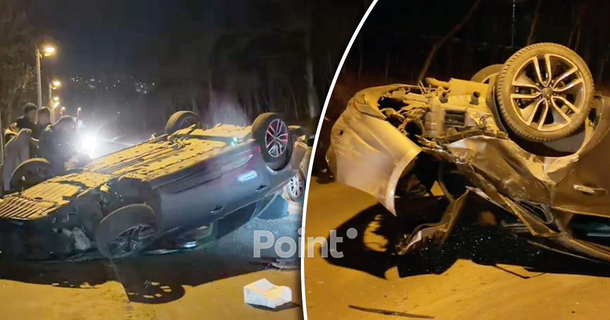 Accident în sectorul Ciocana: O mașină s-a răsturnat pe acoperiș.