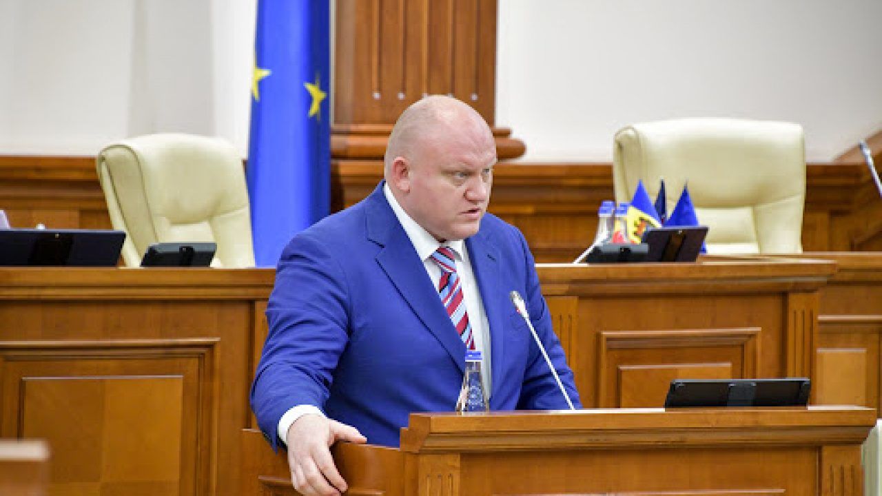 Депутат ПСРМ Василий Боля.