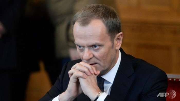 Bullshit! Intrăm în conflict cu Germania, cu Rusia şi vom considera că totul este nemaipomenit, pentru că le-am supt-o americanilor.