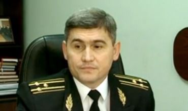 Жиздан призвал манифестантов впредь протестовать мирно.
