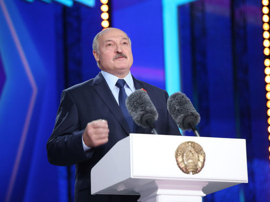 Лукашенко заявил о возможности размещения ВС России в Белоруссии.