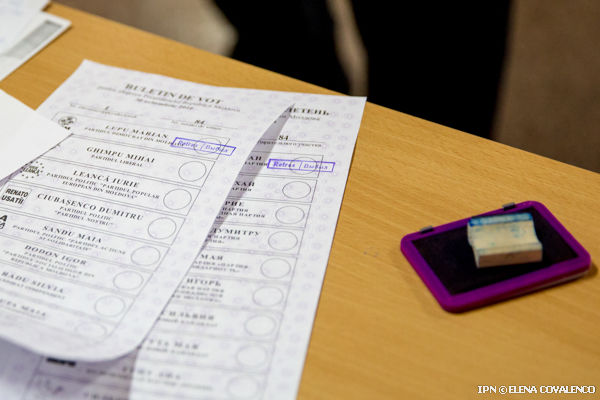 Analistul politic Sorin Ioniţă, directorul Expert-Forum România, e de părere că nu se va întâmpla nimic catastrofal în Moldova dacă alegerile prezidenţiale vor fi câştigate de Igor Dodon, candidatul socialiştilor.