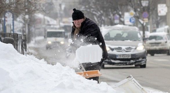 Iarna trecută, care a fost neobişnuit de blândă, aproximativ 77 de persoane au murit de hipotermie în această ţară de 38 de milioane de locuitori.