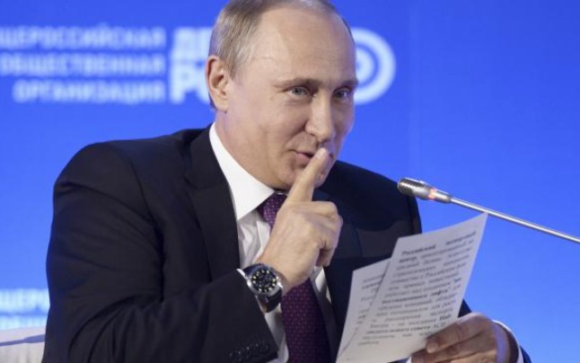 Putin grațiază două femei condamnate pentru înaltă trădare
