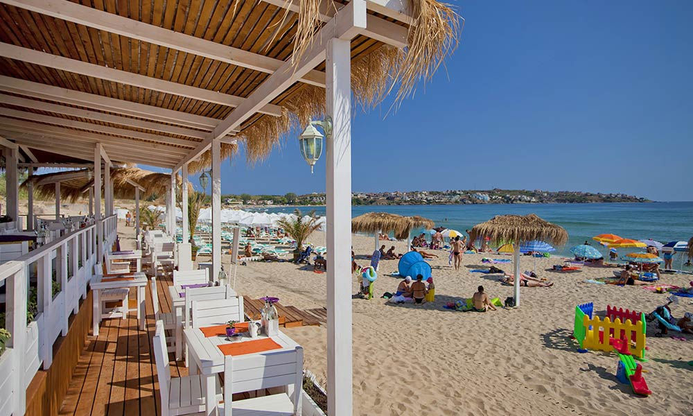 Cafea și desert de 27 de euro: Un turist a rămas șocat de prețurile din Sozopol,