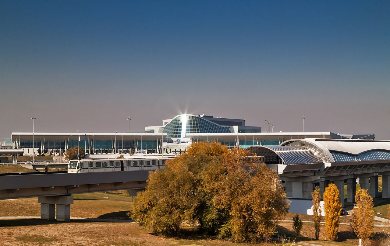 Aeroportul din Sofia anunţă noi zboruri către Chişinău, Cracovia şi Praga.