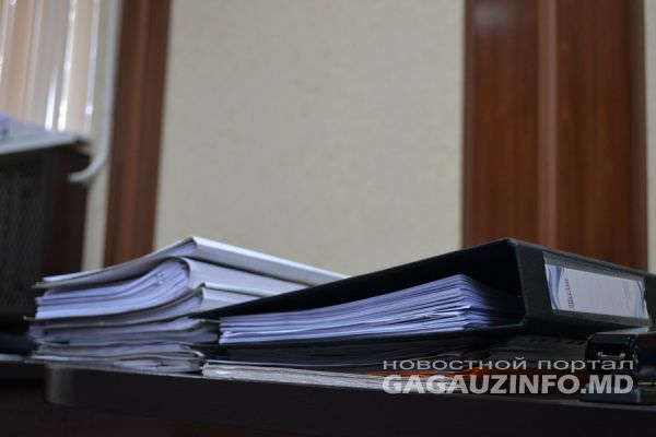 В выборах главы региона принимает участие 12 кандидатов.