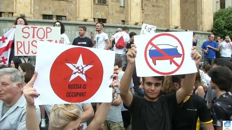 Кандидат в премьеры Грузии обвинил оппозицию в организации беспорядков на митинге 20 июня.