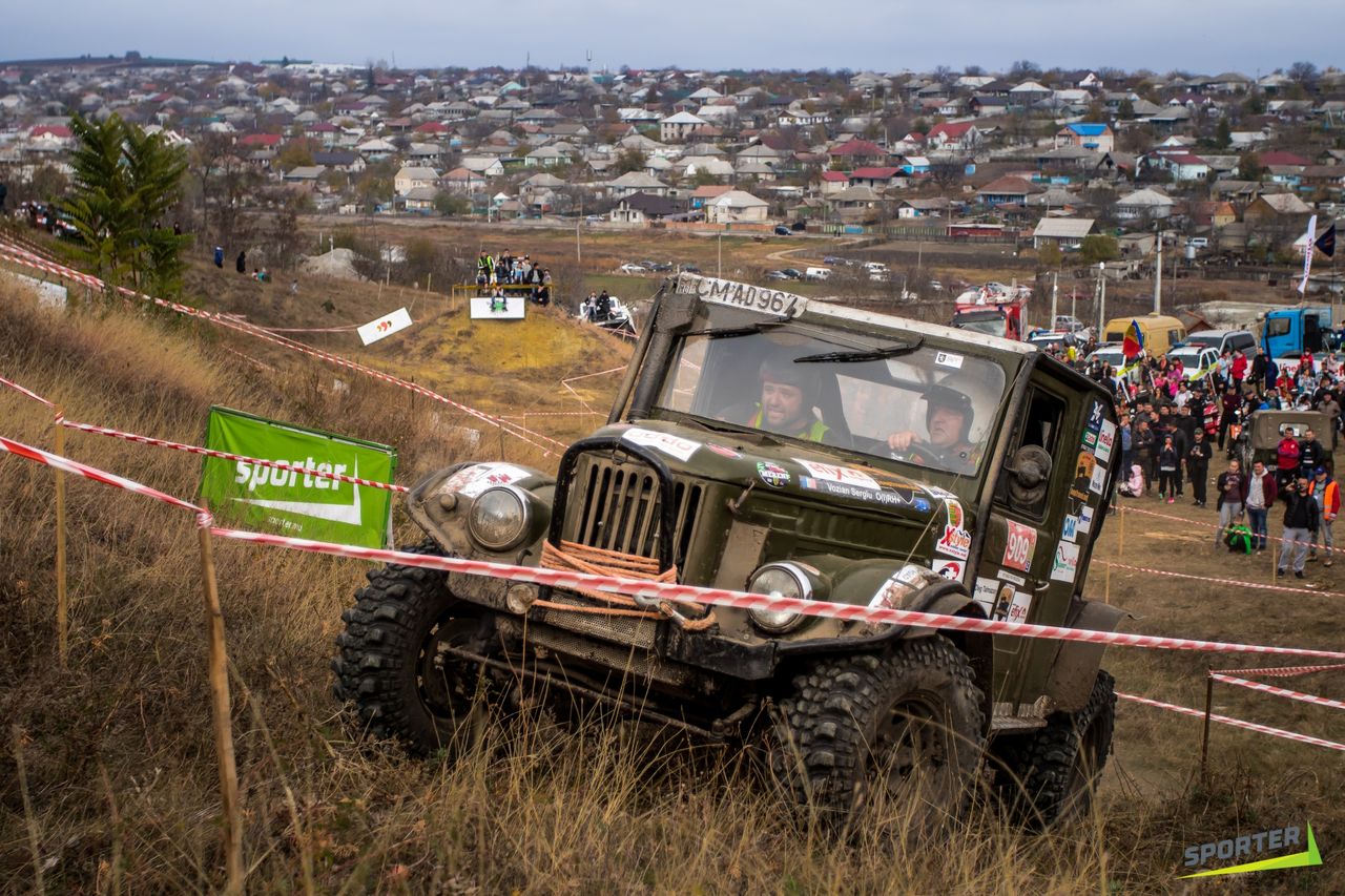 В Молдове завершился третий чемпионат по гонкам "Оff road".