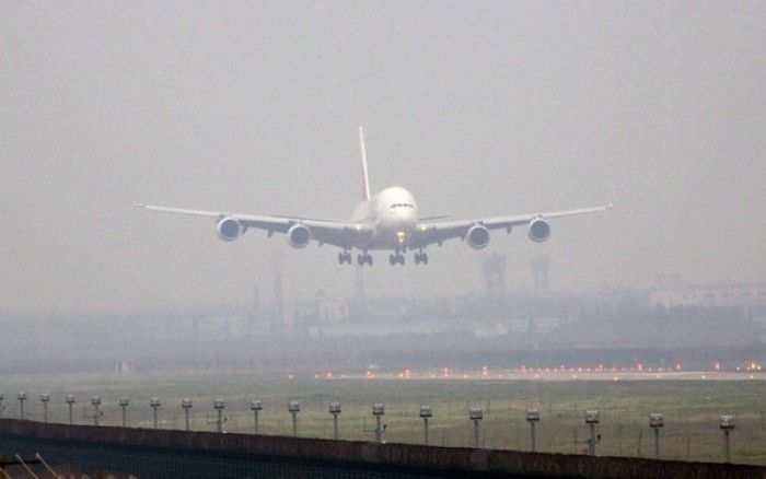Oficialii aeroportului au confirmat accidentul, afirmând că zborul 102 a aterizat în siguranță, iar persoanele aflate la bord nu au fost rănite.
