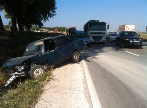 Un accident s-a produs in urma cu putin timp pe soseaua Chisinau - Orhei.