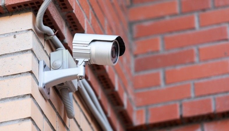 За незаконную установку видеокамер кишиневца оштрафовали на 3 500 леев.