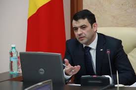 Premierul Chiril Gaburici nu a realizat absolut nimic în cele 100 de zile de când se află în fruntea executivului. Foto: trm.md