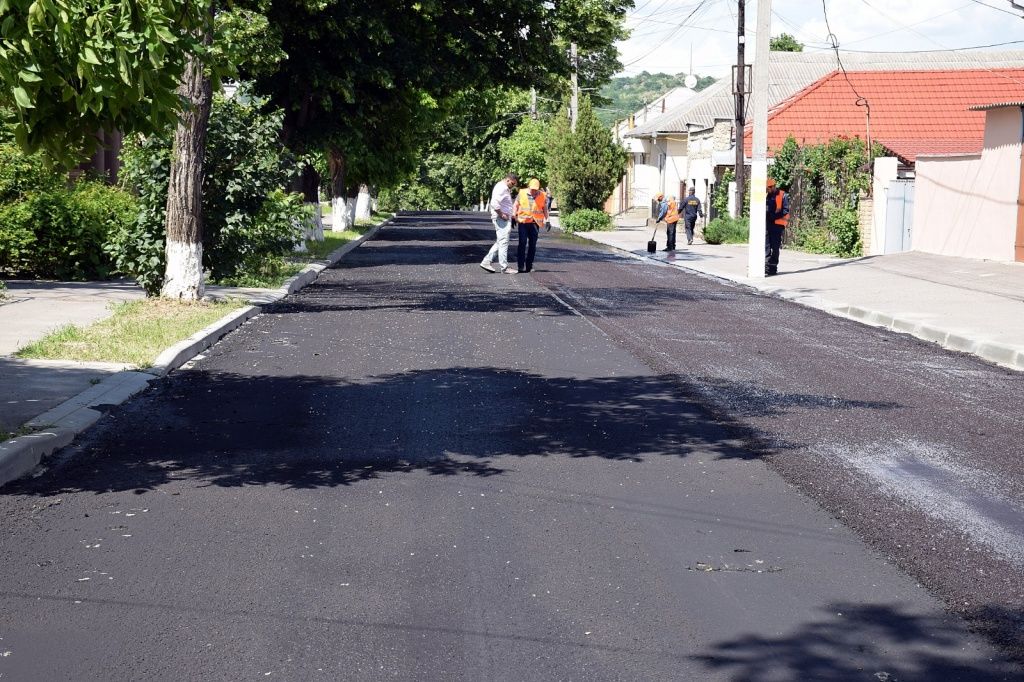 В Оргееве сдали в эксплуатацию отремонтированную улицу.