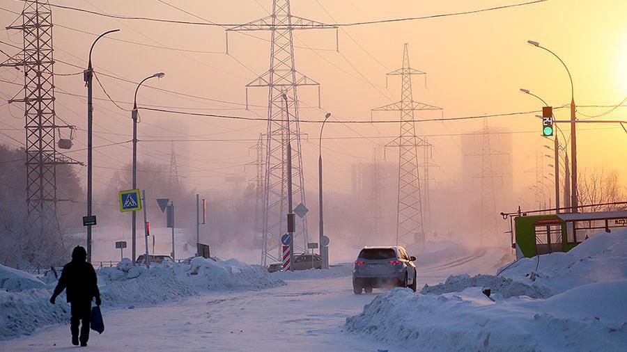Все населенные пункты страны подключили к электроснабжению.