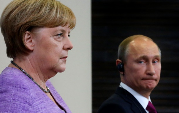 По информации Spiegel, в Берлине проведение межправительственных консультаций сочли нецелесообразным.