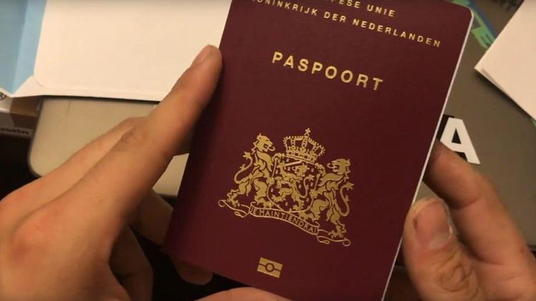 Нидерланды надумали отказаться от указания пола в удостоверениях личности. 