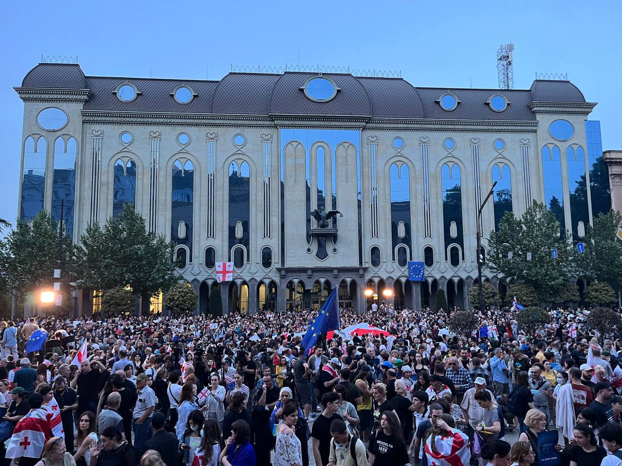 В Тбилиси в субботу готовят демонстрацию против закона об "иноагентах".