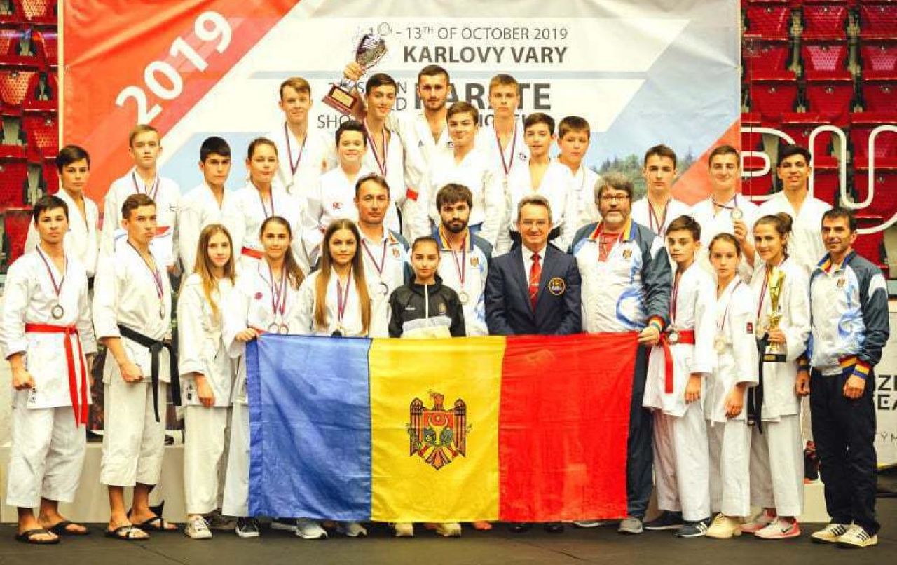 Шесть бельчан стали чемпионами мира по карате.