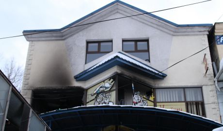 Mariana Voina o consideră vinovată de explozie pe proprietara localului, Alina Iarîna, deoarece aceasta ştia despre mirosul de gaz în bucătărie.