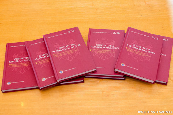 Ziua Constituției, marcată în cadrul unei ceremonii oficiale